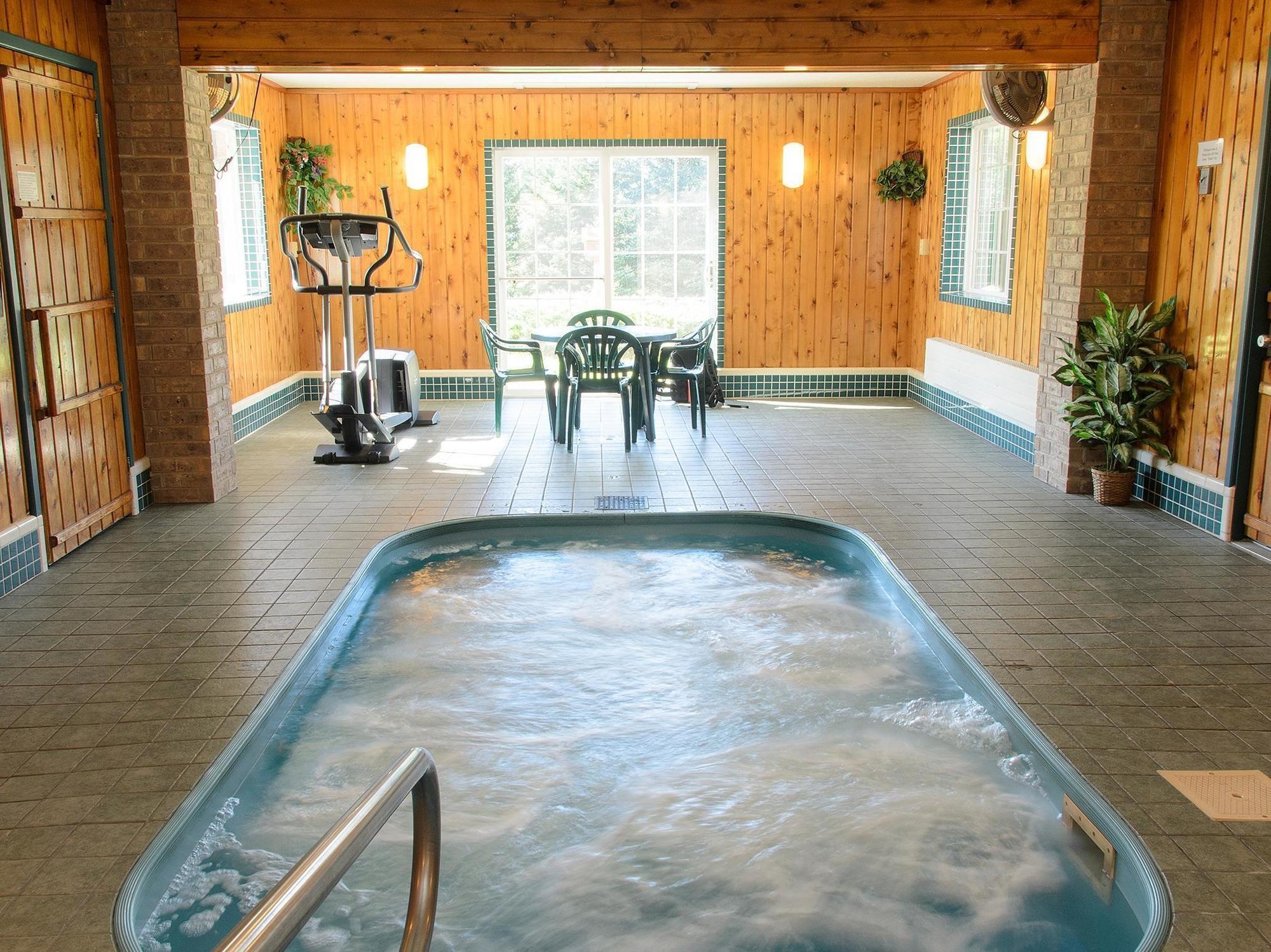 North Star Hotel Pictured Rocks Манисинг Екстериор снимка